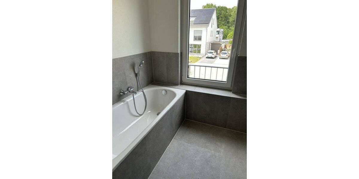 Reihenmittelhaus Korschenbroich - 5 Zimmer, 189 m&sup2;, 2.299&euro; | Angebot:26834104