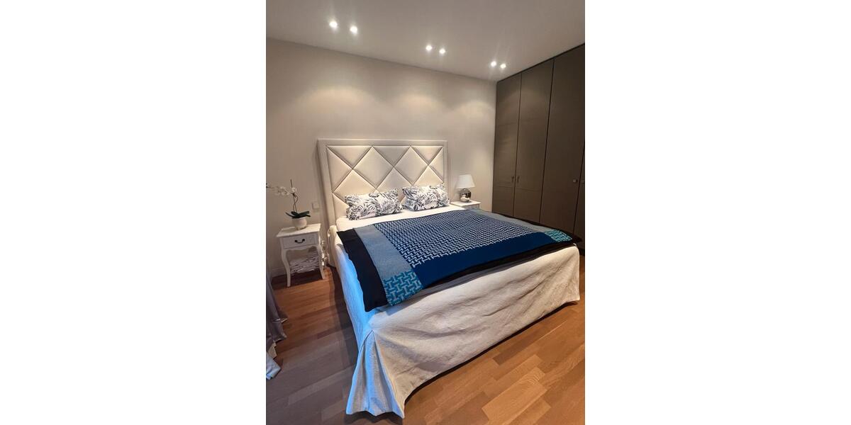 Etagenwohnung Düsseldorf Heerdt - 2 Zimmer, 65 m&sup2;, 620.000&euro; | Angebot:27096074