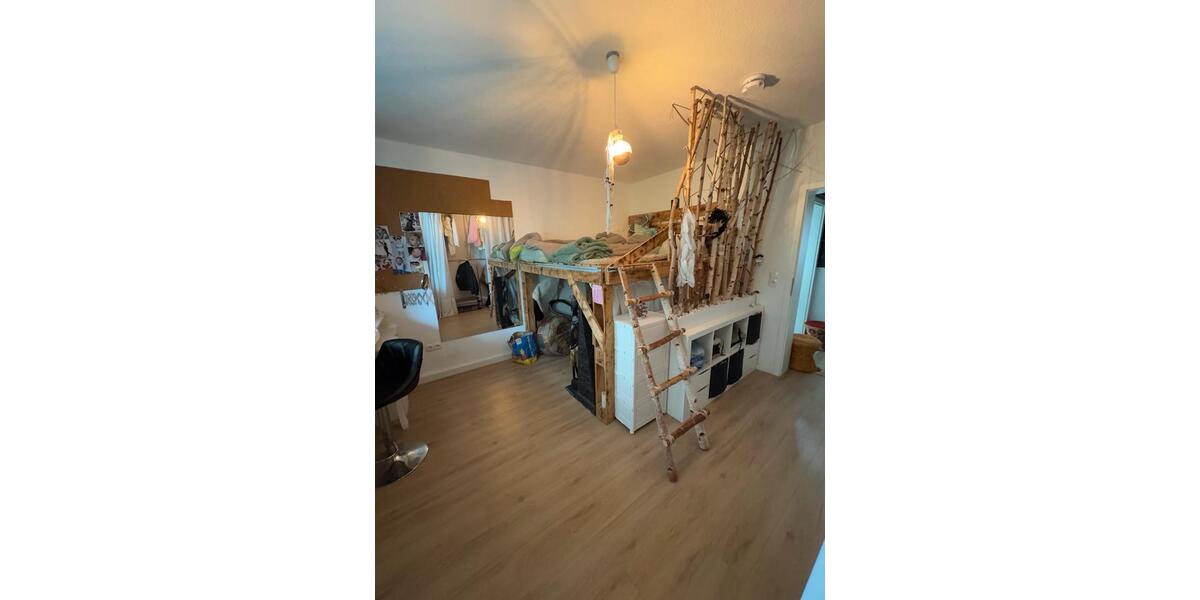 Etagenwohnung Köln Lindenthal - 1 Zimmer, 60 m&sup2;, 100&euro; | Angebot:25417065