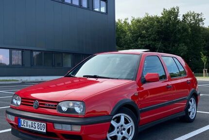 VW Golf 171.000 km 9.990 &euro; Köln 50825