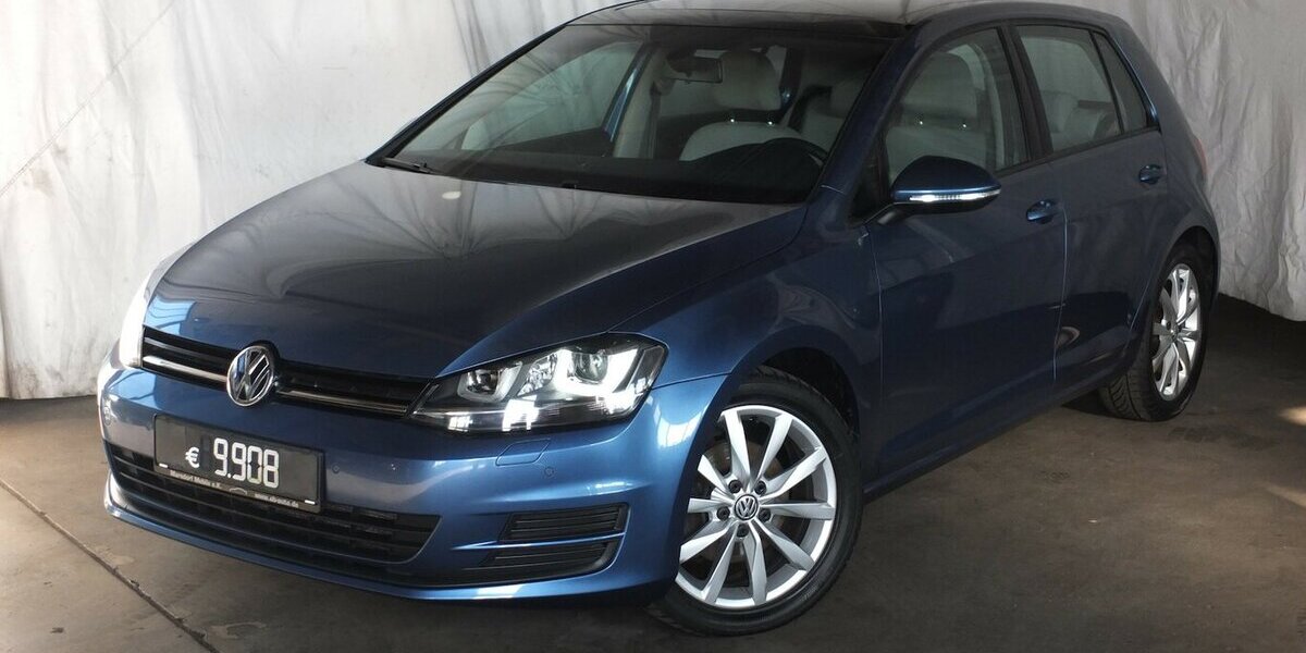 VW Golf VII COMFORTLINE PANORAMADACH KLIMAAUTOMATIK 1 150.000 km 9.888 &euro; Köln 50858