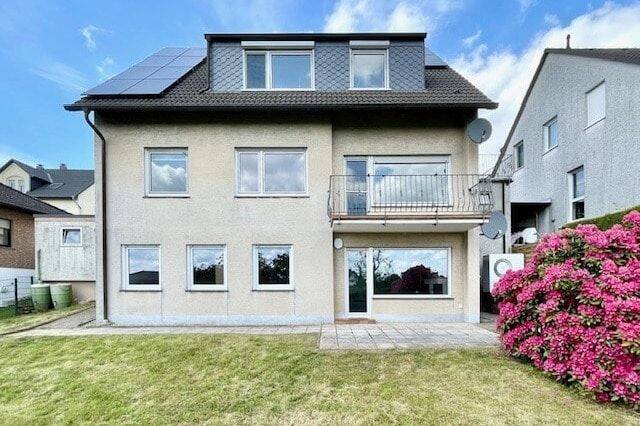 Mehrfamilienhaus, Wohnhaus Schwelm - 8 Zimmer, 232 m&sup2;, 487.000&euro; | Angebot:26787486