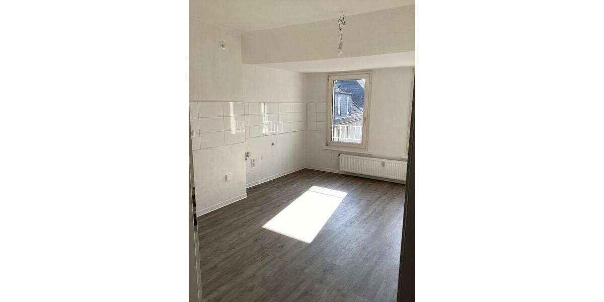 Dachgeschoßwohnung Mülheim an der Ruhr - 2.5 Zimmer, 57 m&sup2;, 671&euro; | Angebot:25304417