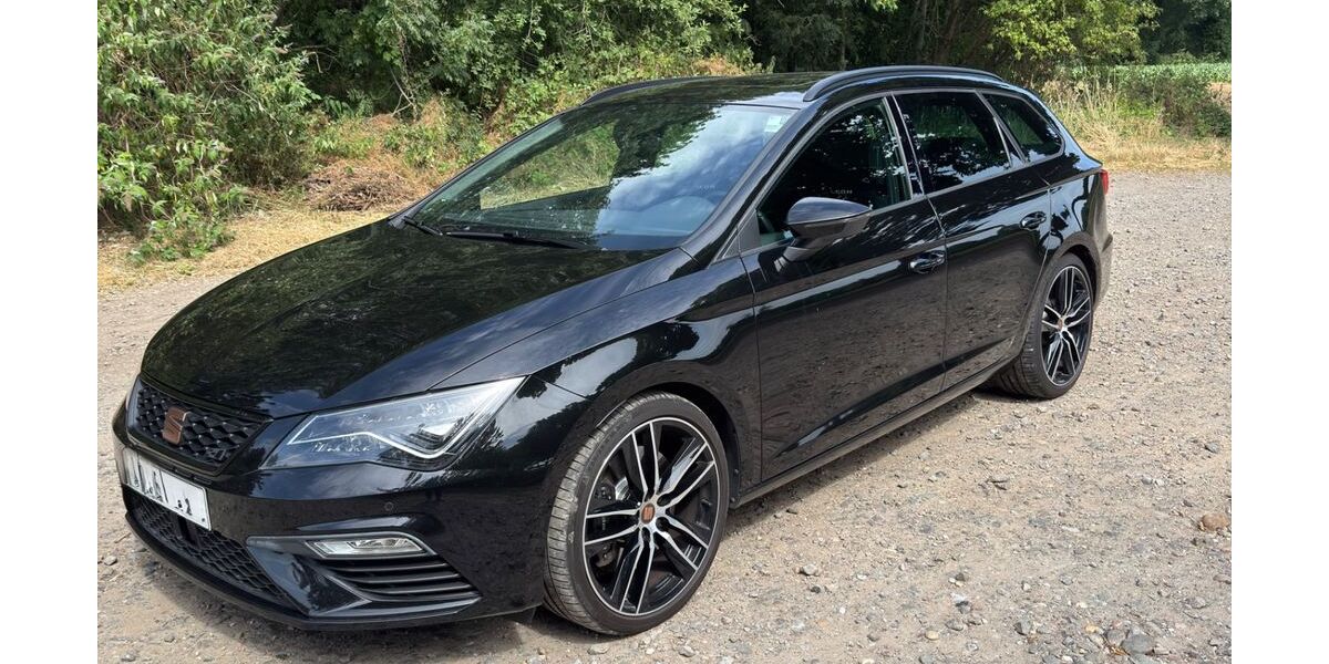 Seat Leon 68.500 km 21.200 &euro; Meerbusch 40667