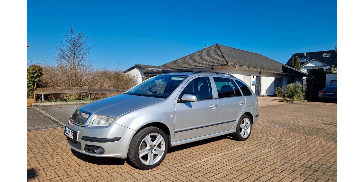 Skoda Fabia 390.000 km 1.380 &euro; Dormagen 41540