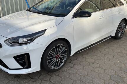 Kia pro ceed / ProCeed 140.000 km 13.900 &euro; Dormagen 41542