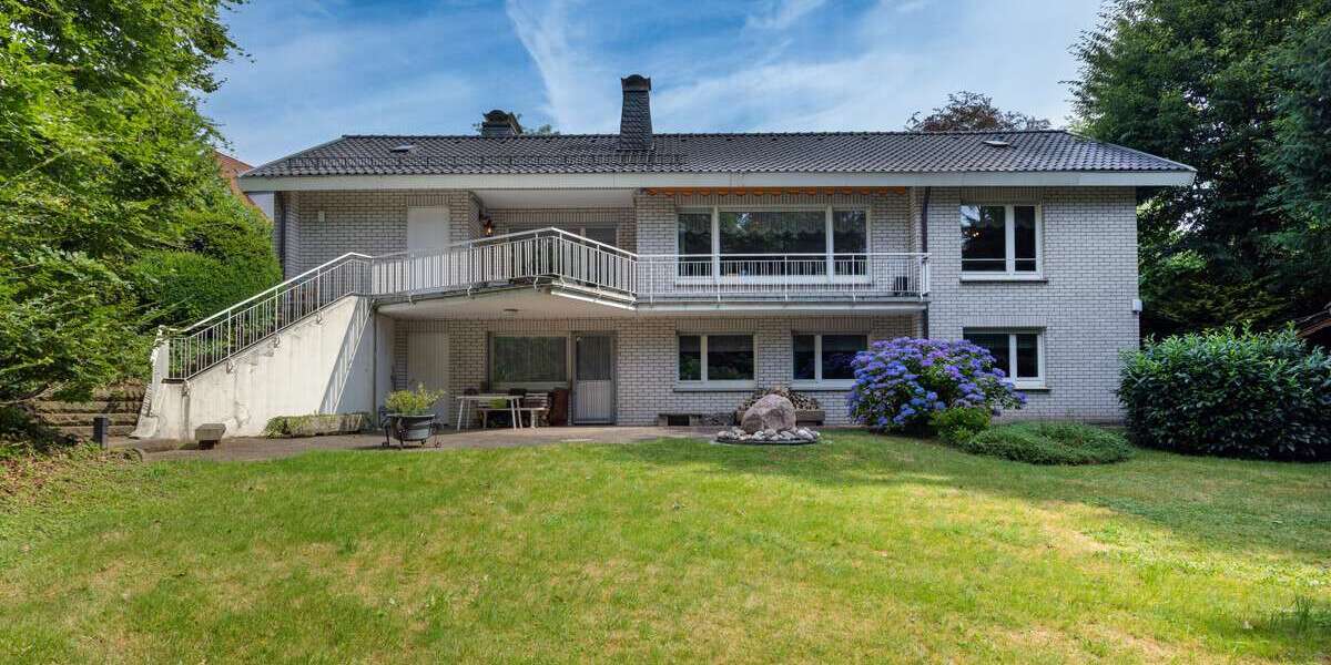 Einfamilienhaus Wuppertal Eckbusch - 6.5 Zimmer, 238 m&sup2;, 789.000&euro; | Angebot:27354929
