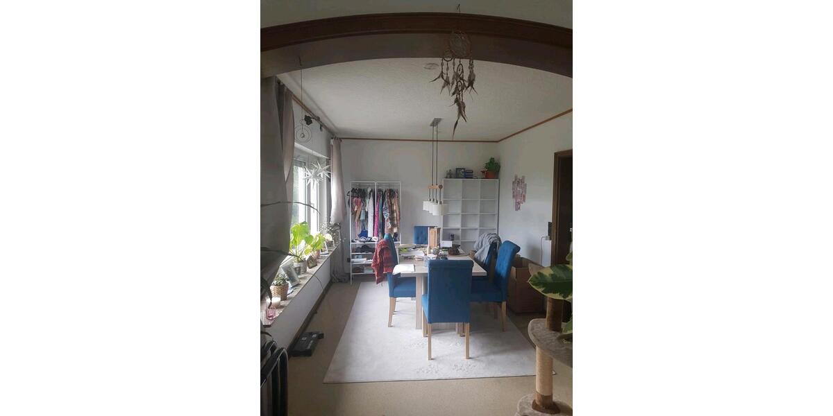 Hochparterre Bergisch Gladbach - 3 Zimmer, 110 m&sup2;, 1.350&euro; | Angebot:23684098