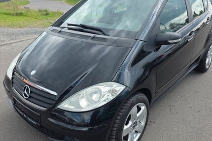 Mercedes-Benz A 160 149.500 km 2.750 &euro; Köln 51105
