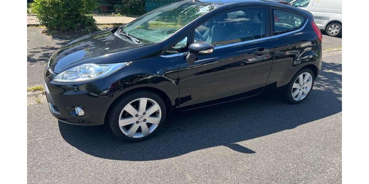 Ford Fiesta 124.000 km 4.000 &euro; Kaarst 41564