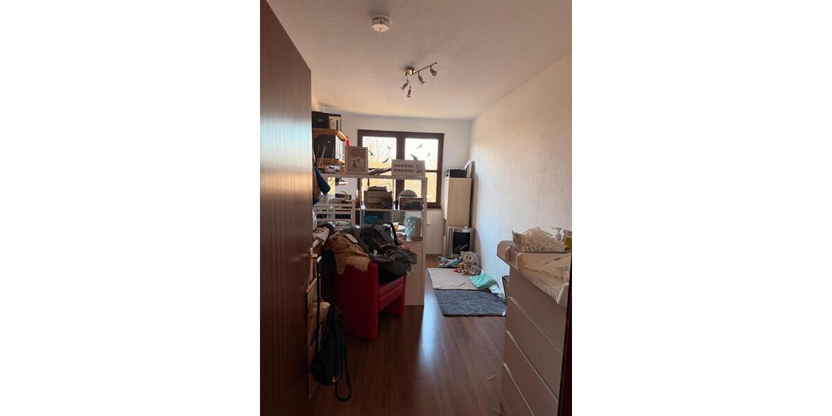 Etagenwohnung Wuppertal Arrenberg - 3 Zimmer, 84 m&sup2;, 240.000&euro; | Angebot:26286935