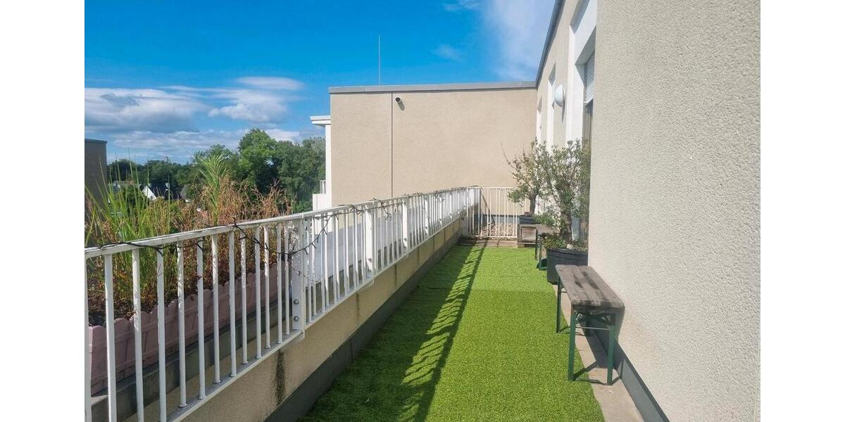 Dachgeschoßwohnung Köln Lindenthal - 2 Zimmer, 70 m&sup2;, 1.250&euro; | Angebot:24346900