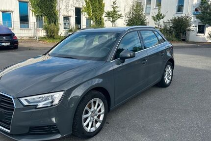Audi A3 121.000 km 12.800 &euro; Solingen 42697