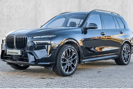 BMW X7 10.570 km 91.840 &euro; Solingen 42719