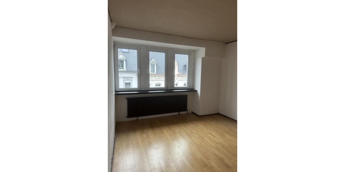 Etagenwohnung Wuppertal Gemarkung Langerfeld - 4 Zimmer, 107 m&sup2;, 860&euro; | Angebot:25648690