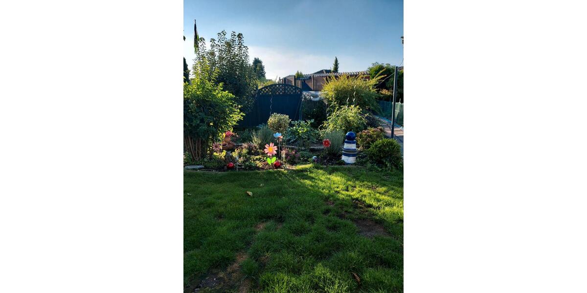 Einfamilienhaus Grevenbroich Neuenhausen - 7 Zimmer, 130 m&sup2;, 240.000&euro; | Angebot:26182048