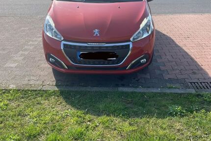 Peugeot 208 81.000 km 5.800 &euro; Bergisch Gladbach 51469