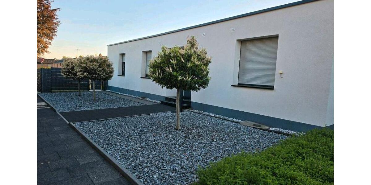 Bungalow Kaarst - 4 Zimmer, 141 m&sup2;, 799.000&euro; | Angebot:26766282