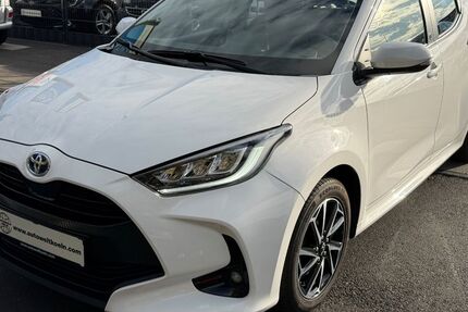 Toyota Yaris 110.616 km 15.900 &euro; Köln 51065