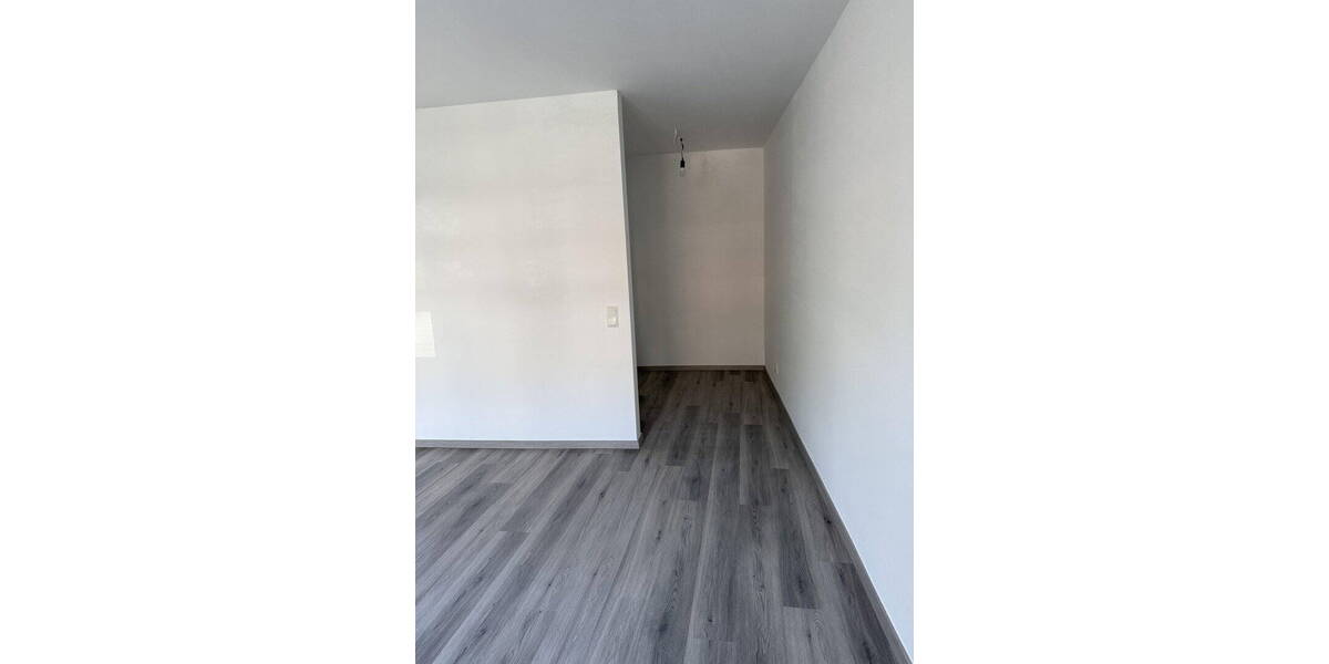 Etagenwohnung Düsseldorf Oberkassel - 2 Zimmer, 110 m&sup2;, 1.691&euro; | Angebot:26329682