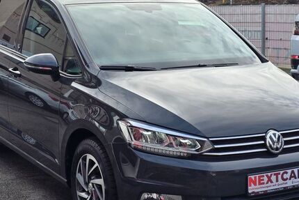 VW Touran 90.537 km 15.990 &euro; Mülheim an der Ruhr 45476