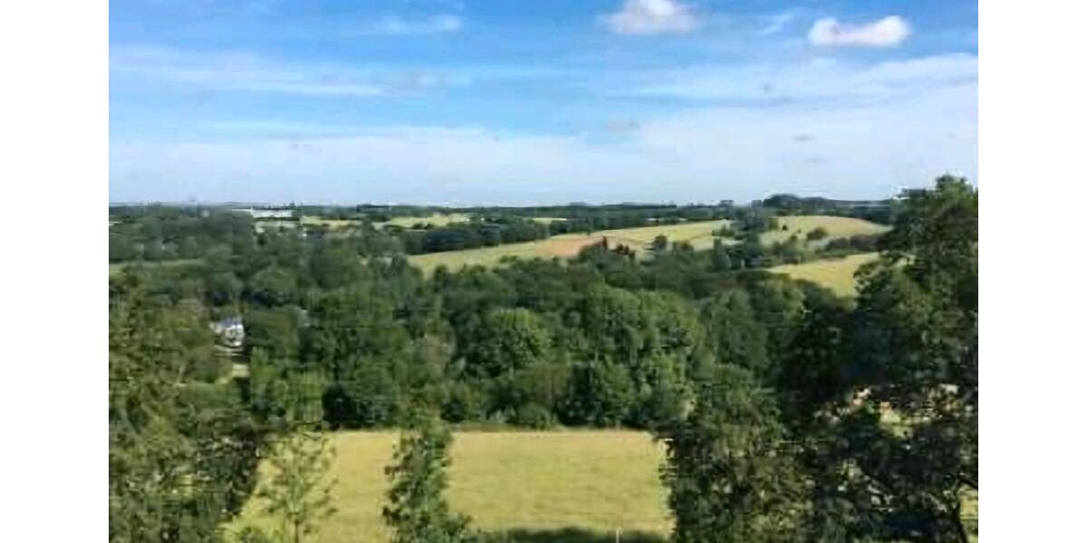 Etagenwohnung Solingen Wald - 6.5 Zimmer, 145 m&sup2;, 310.000&euro; | Angebot:24840857