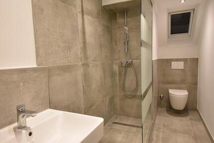 Wohnung Düsseldorf Oberbilk - 1 Zimmer, 38 m&sup2;, 645&euro; | Angebot:24378774