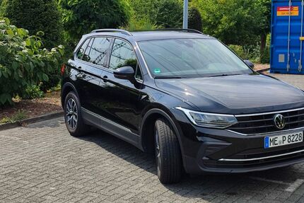 VW Tiguan 22.500 km 29.999 &euro; Haan 42781