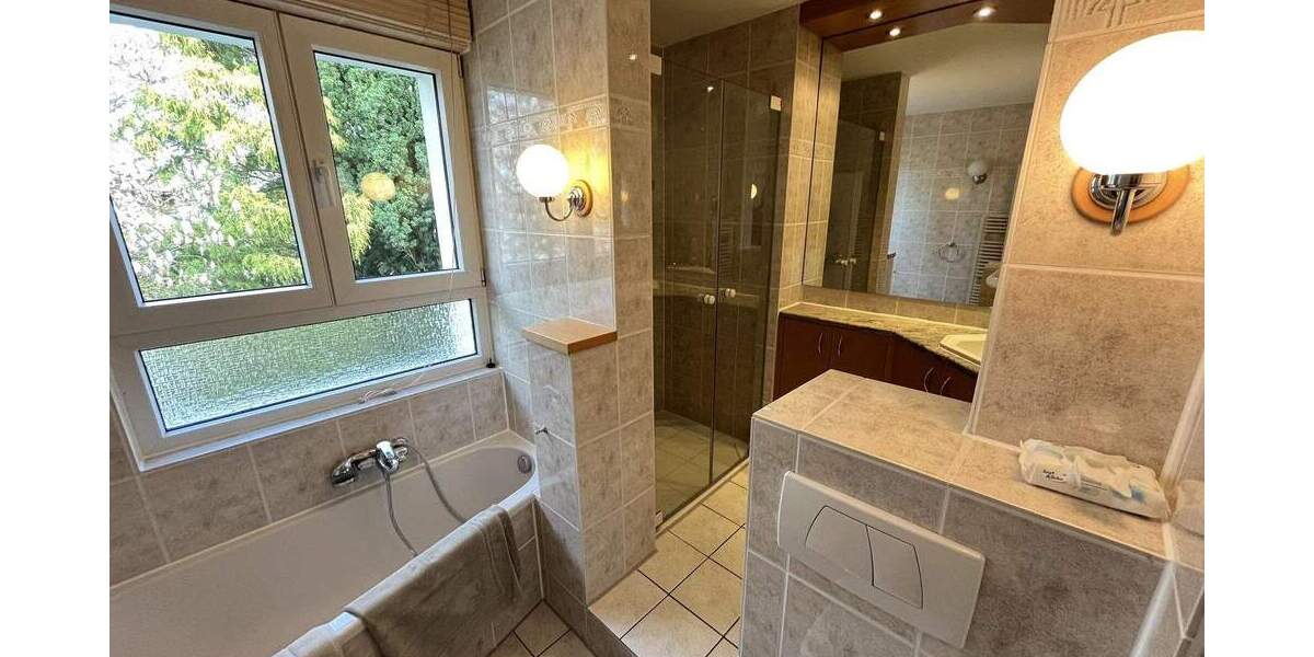 Einfamilienhaus Burscheid - 6 Zimmer, 157 m&sup2;, 715.000&euro; | Angebot:25770241