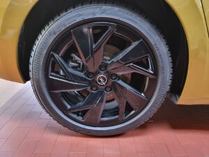 Opel Astra Ultimate Plug-in-Hybrid Navi Head Up 24.396 km 22.490 &euro; HAAN 42781