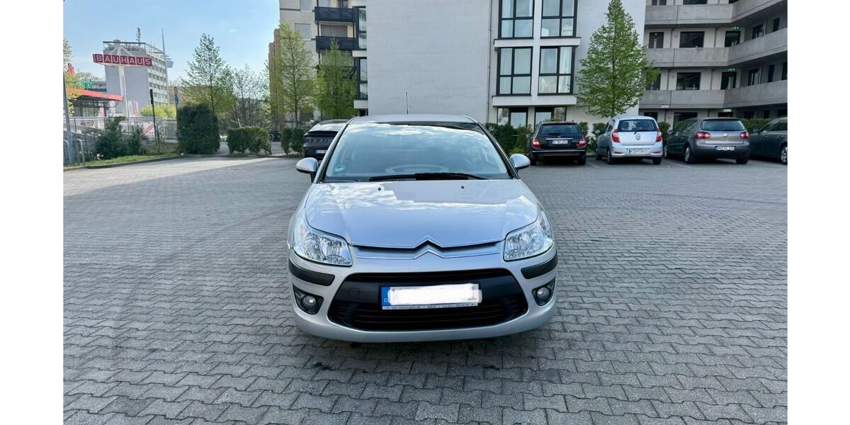 Citroen C4 113.000 km 1.899 &euro; Köln 50825