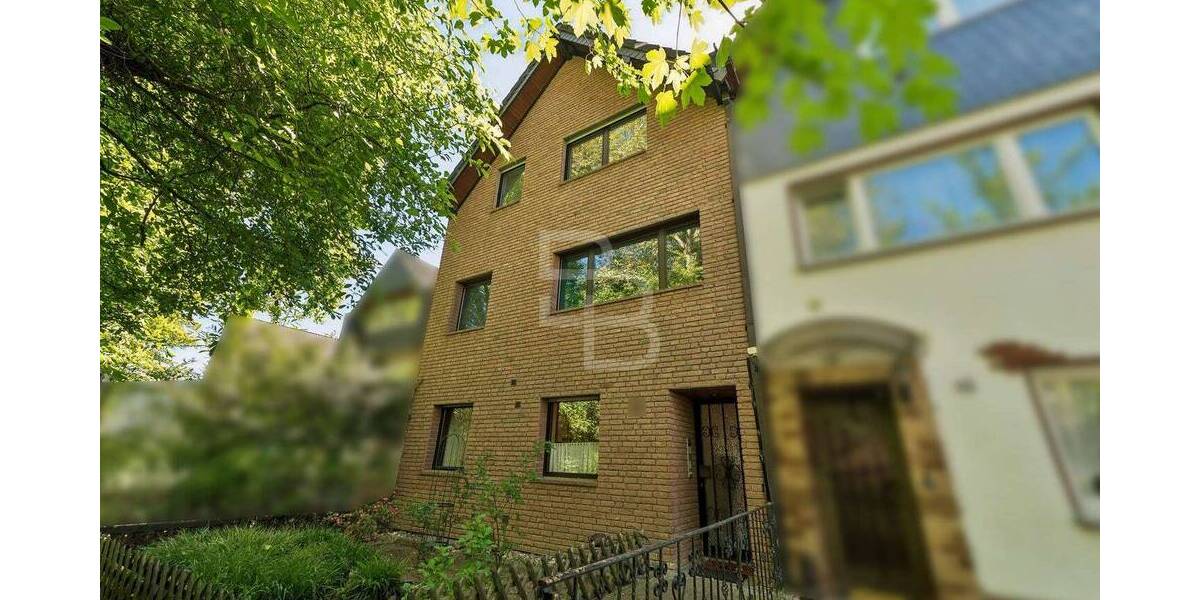 Reihenmittelhaus Köln Neubrück - 7 Zimmer, 164 m&sup2;, 595.000&euro; | Angebot:26778460