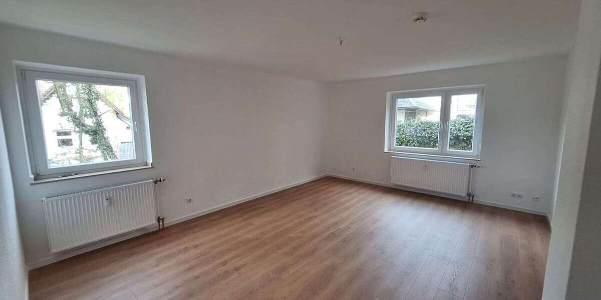 Etagenwohnung Velbert Nierenhof - 3 Zimmer, 64 m&sup2;, 530&euro; | Angebot:23862721