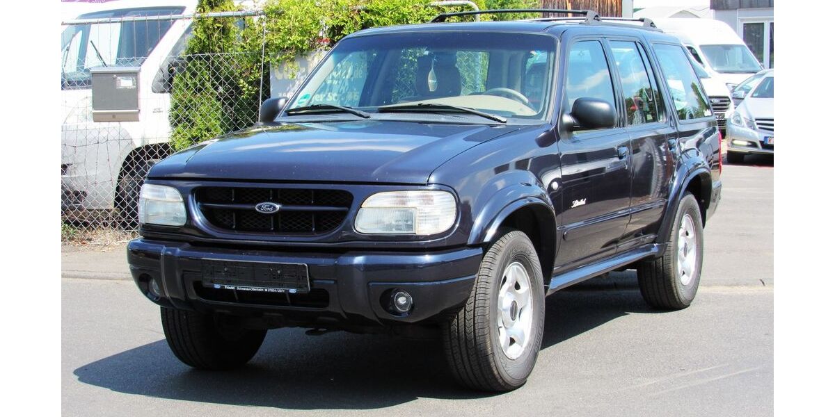 Ford Explorer 206.000 km 6.490 &euro; Köln-Rath 51107