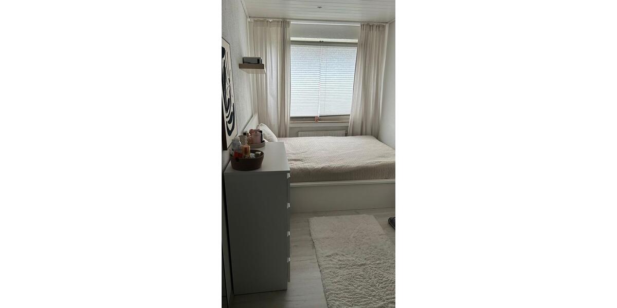 Etagenwohnung Düsseldorf Stadtbezirk 6 - 3 Zimmer, 68 m&sup2;, 650&euro; | Angebot:26032994