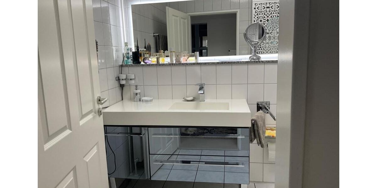 Hochparterre Wuppertal Gemarkung Barmen - 1 Zimmer, 76 m&sup2;, 249.000&euro; | Angebot:26313987