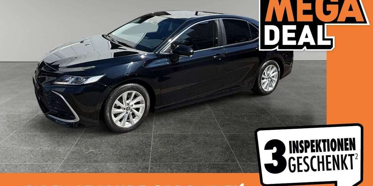 Toyota Camry 63.815 km 26.970 &euro; Köln 50825