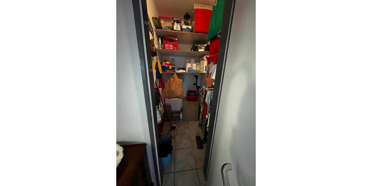 Etagenwohnung Neuss - 3 Zimmer, 84 m&sup2;, 278.000&euro; | Angebot:26168521