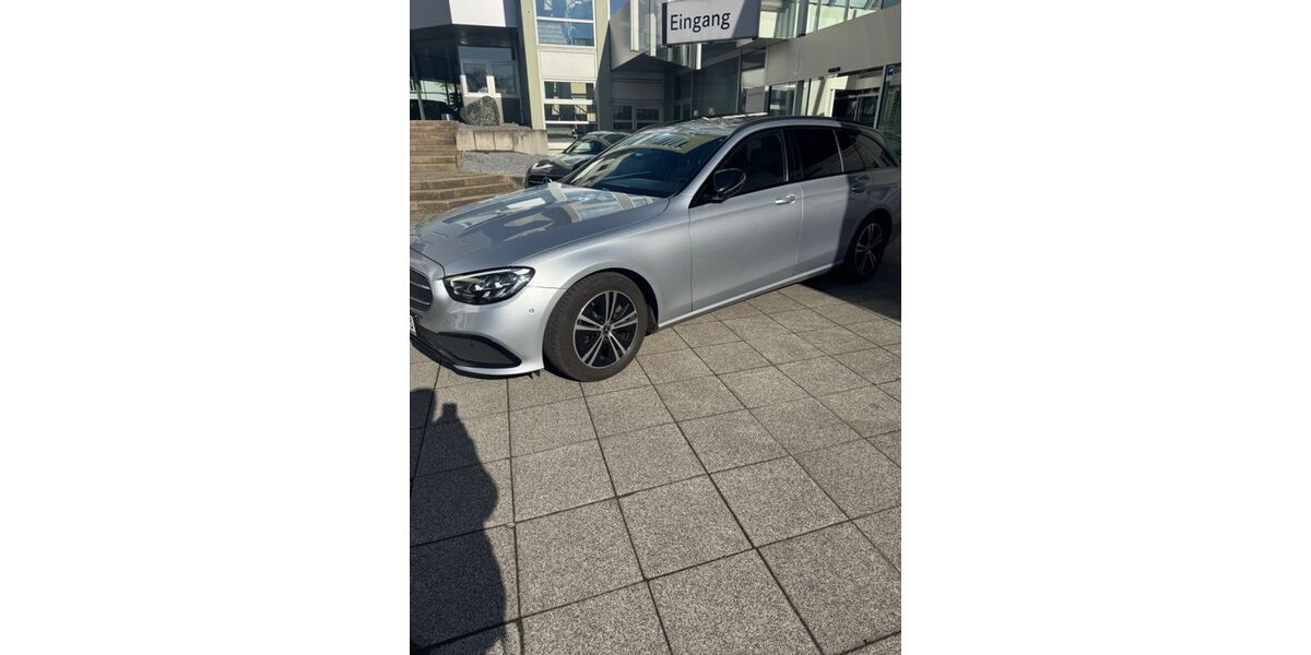 Mercedes-Benz E 220 115.000 km 30.750 &euro; Hilden 40724