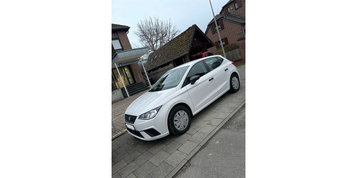 Seat Ibiza 98.000 km 9.500 &euro; Grevenbroich 41517