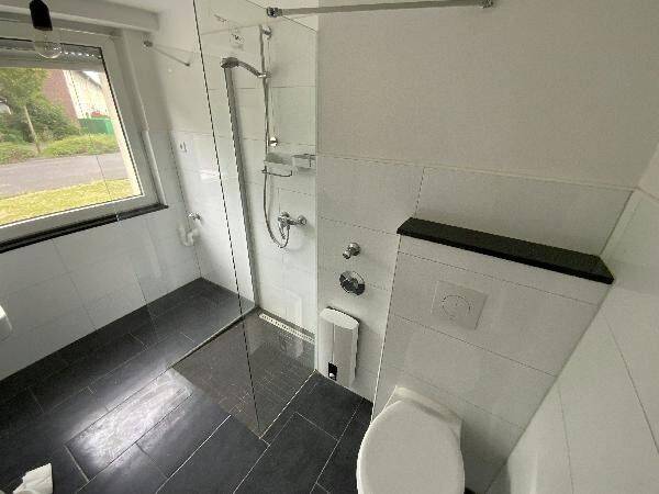 Etagenwohnung Meerbusch Büderich - 3 Zimmer, 77 m&sup2;, 785&euro; | Angebot:26826682