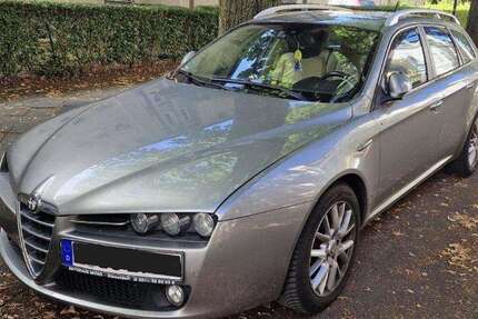 Alfa Romeo 159 140.000 km 1.650 &euro; Düsseldorf, Stadt 40468