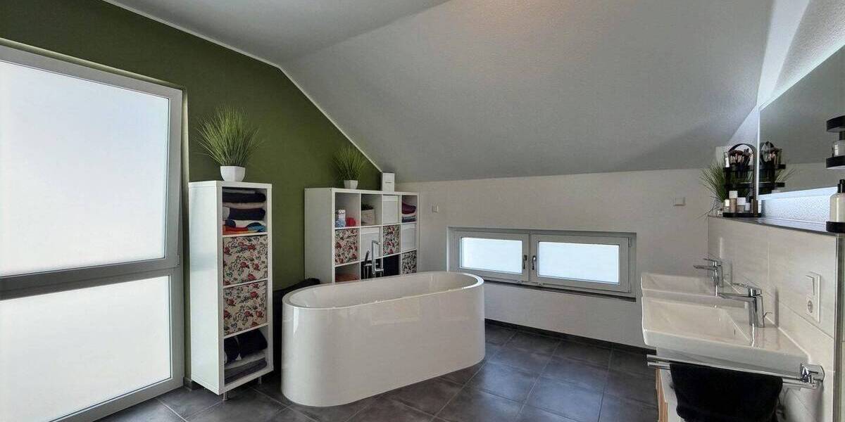 Einfamilienhaus Korschenbroich - 6 Zimmer, 206 m&sup2;, 1.199.000&euro; | Angebot:25997781