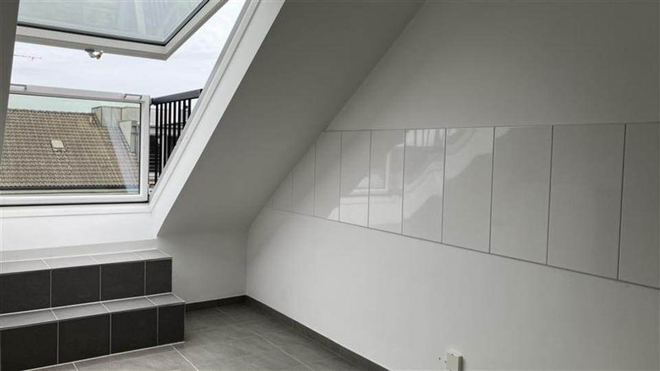 Dachgeschoßwohnung Langenfeld (Rheinland) - 2 Zimmer, 75 m&sup2;, 675&euro; | Angebot:23689817