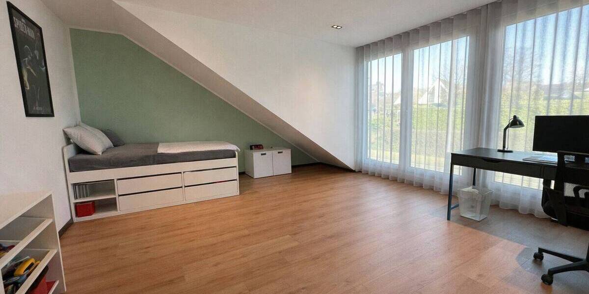 Einfamilienhaus Solingen / Wald Wald - 8 Zimmer, 323 m&sup2;, 1.190.000&euro; | Angebot:26043666