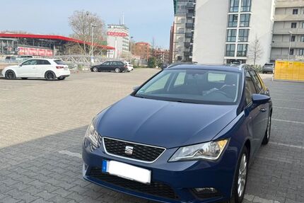 Seat Leon 180.000 km 6.250 &euro; Köln 50825