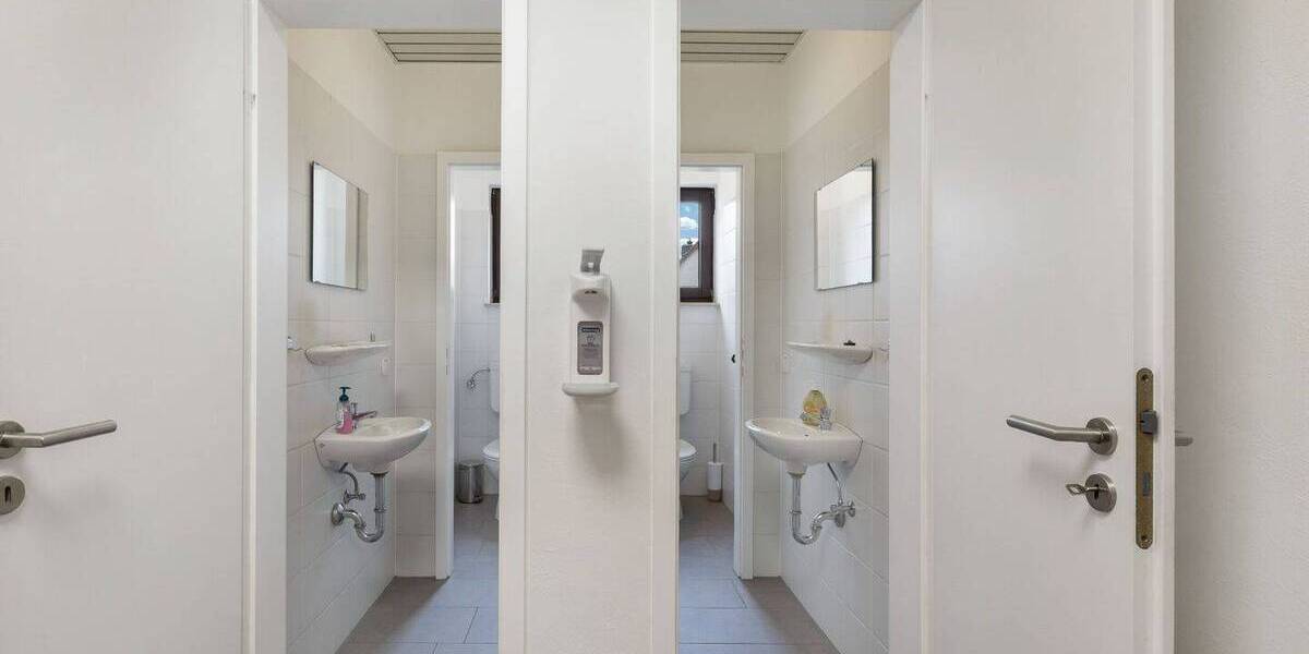 Etagenwohnung Bergisch Gladbach Moitzfeld - 8 Zimmer, 575.000&euro; | Angebot:25997632