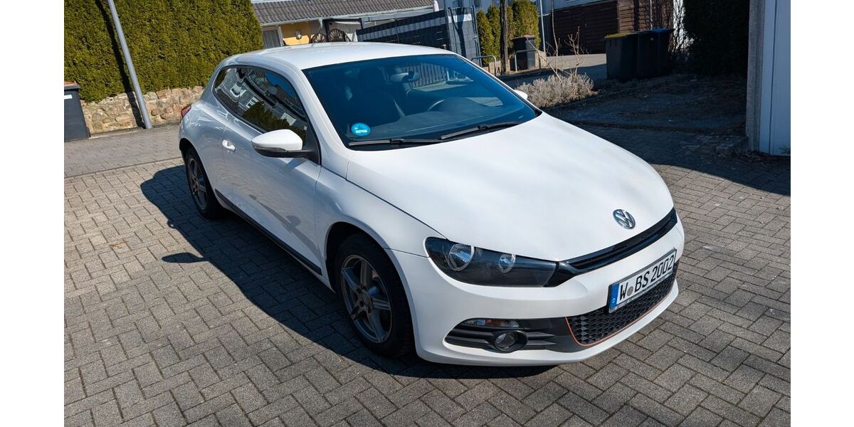 VW Scirocco 112.000 km 7.949 &euro; Wuppertal 42279