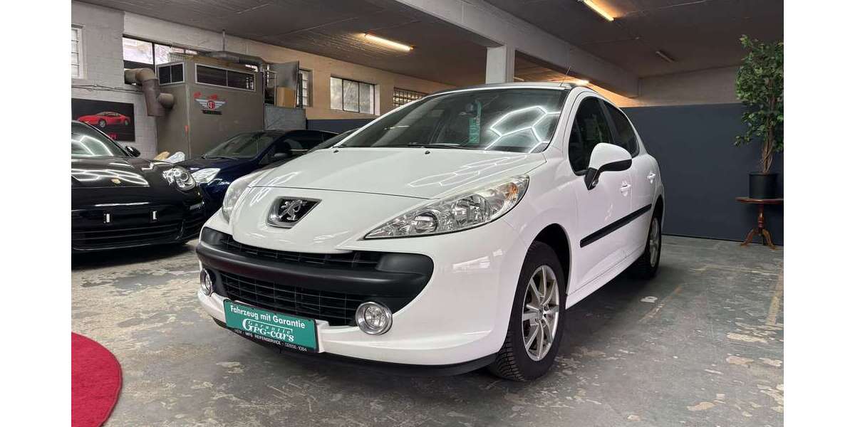 Peugeot 207 100.000 km 3.999 &euro; Köln 50677