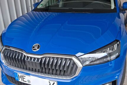 Skoda Fabia 1.500 km 15.900 &euro; Velbert 42551